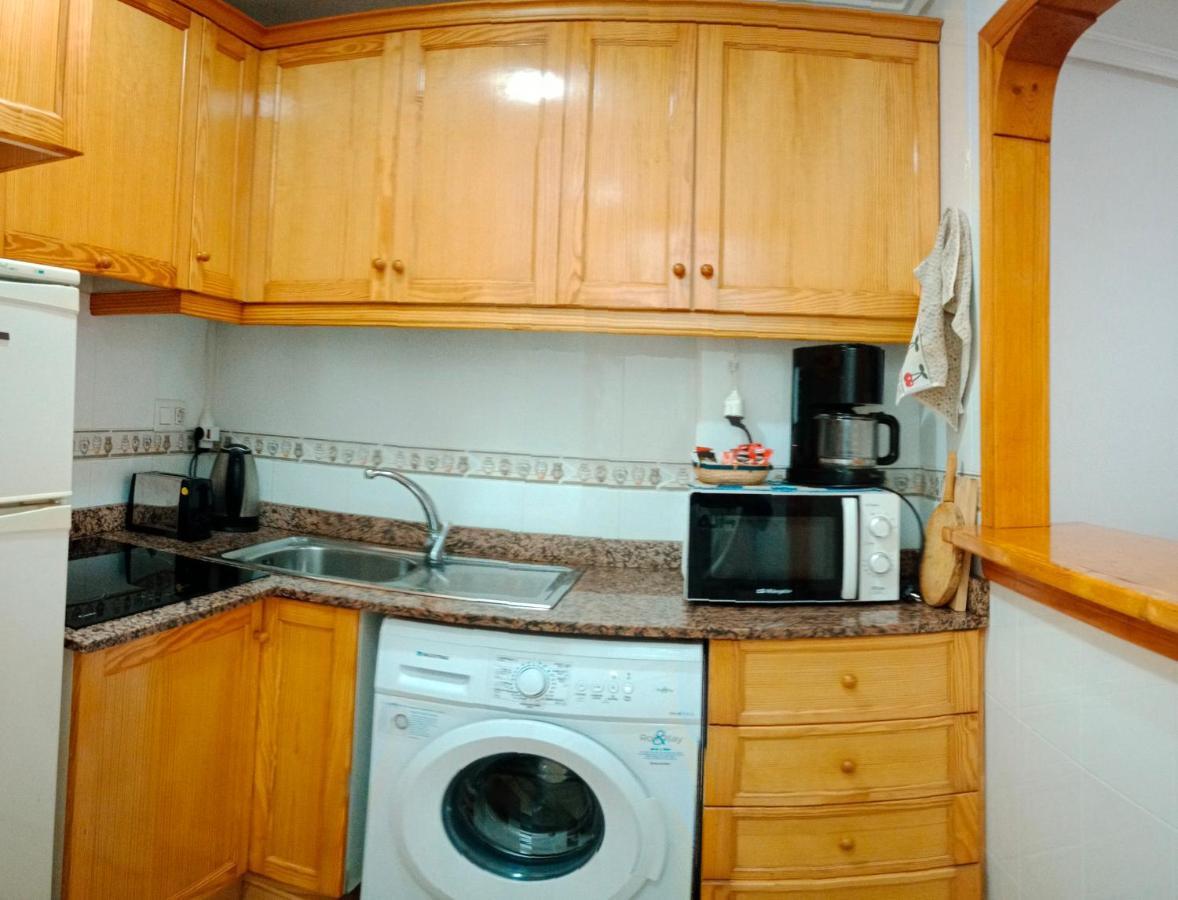 estudio wifi baño 1 sofá cama doble piscina playa 100mts Torrevieja Exterior foto