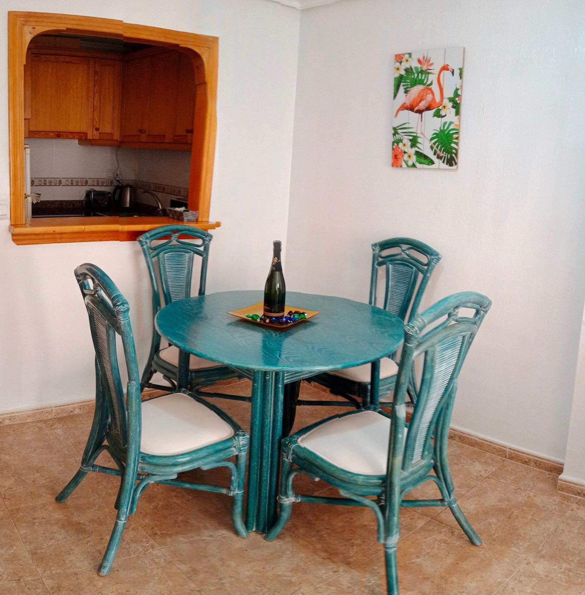 estudio wifi baño 1 sofá cama doble piscina playa 100mts Torrevieja Exterior foto
